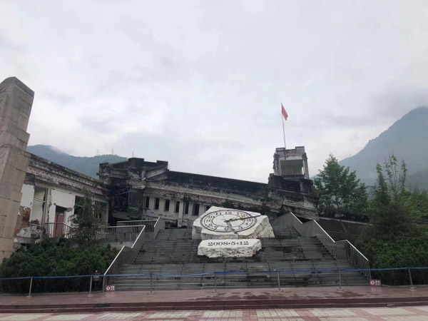 為什么村干部這么積極，愿意做拆遷的馬前卒？看完深圳房屋拆遷律師說的你就全明白了